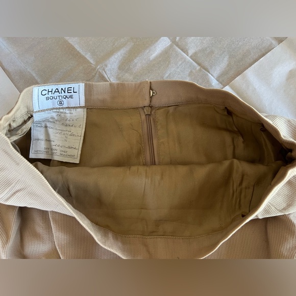 CHANEL Boutique Vintage Blazer & Skirt Set, Navy Blue - Picture 16 of 16